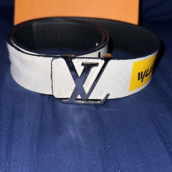 2 LV initials belts (blue and white) - Picture 2 of 3